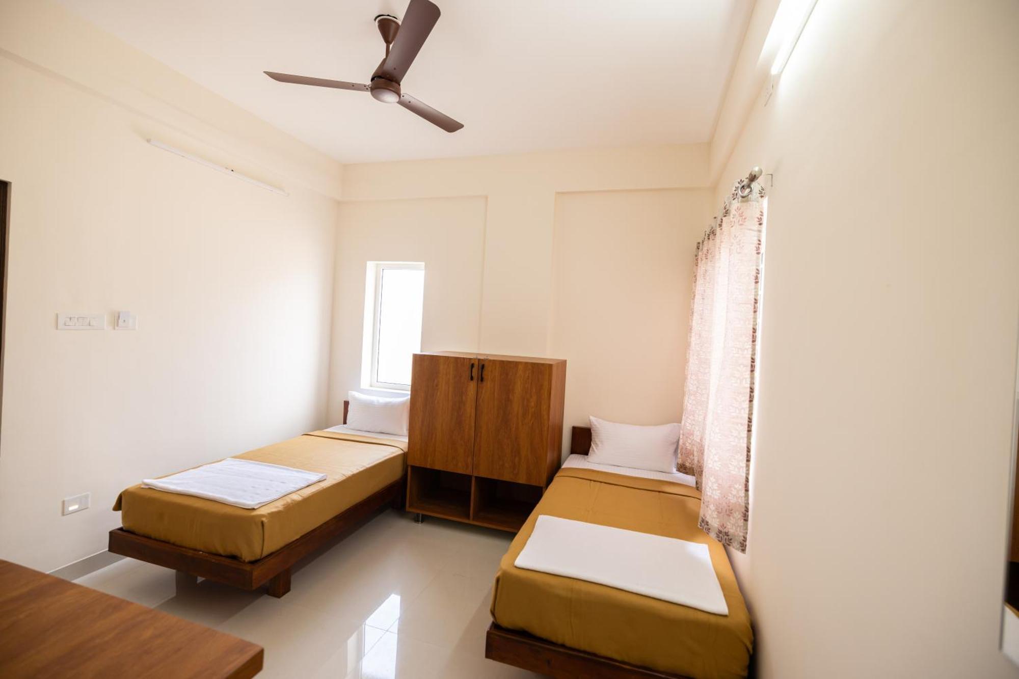 Hotel Viba Residency Coimbatore Esterno foto